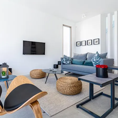 Villa Cyan 3-bedroom In Protaras Paralímni
