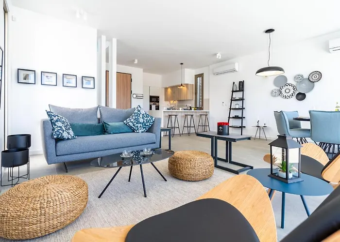 Cyan 3-bedroom In Protaras Villa