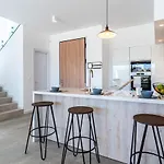 Cyan 3-bedroom In Protaras فيلة