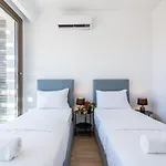 Cyan 3-bedroom In Protaras باراليمني