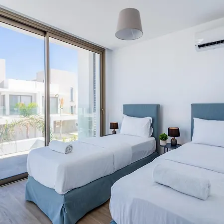 Villa Cyan 3-bedroom In Protaras Paralímni