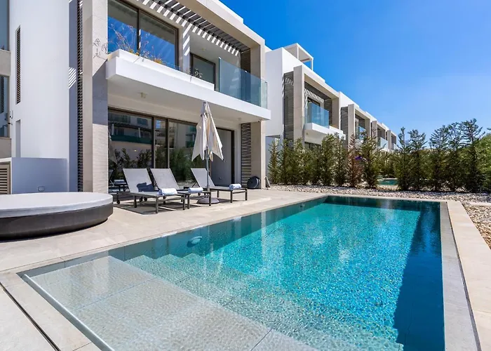 Cyan 3-bedroom In Protaras